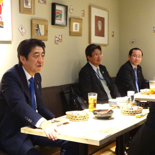 沢山の著名人の方がご来店されました