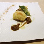 鱧のフリット。スペシャルソース