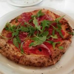 生ハムとルッコラ