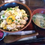 ゑびす - 桜卵の親子丼 ６８０円(税込)(2017年6月26日撮影)