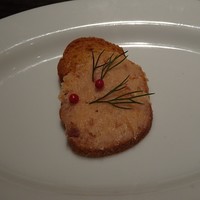 grigio la tavola - 