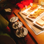 Shangri-La's Far Eastern Plaza Hotel - 