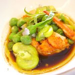 ラ・リューン - ランチコース 6480円 のオマール海老のブイヨンとスナップエンドウ ハーブの香り