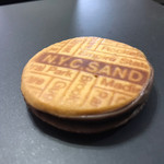 ニューヨークシティサンド 大丸東京店 - 中のチョコとキャラメルの組み合わせが最高！