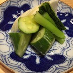 鳥さわ - お通しのぬか漬け