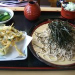 水車館 - ざるそばと野菜天ぷら