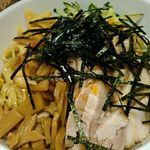 幸軒 - ラー油と練り辛子