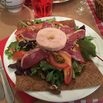 Crêperie Broceliande - 鴨のサラダ