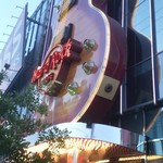 Hard Rock Cafe - 