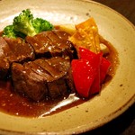 宮の森れんげ堂 - エゾシカ肉のミニステーキ　黒胡椒ソース