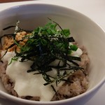 ココノワ - ネバネバ丼赤米。