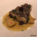 カーサ・デル・チーボ - 黒曹以とジャガイモと黒オリーブの白ワイン煮込み