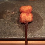 串揚げ 依知川 - ごぼうの肉巻き