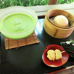 茶寮 風花 - うさぎ饅頭と抹茶セット