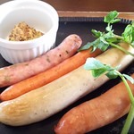 ビアホフ ガンバリウス - ソーセージの盛り合わせ