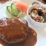 ダイニング こまつ  - サービスランチ　ハンバーグ　880円