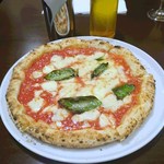 ピッツェリアバール アリエッタ - マルゲリータピザ