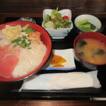 酒飯場ででででん - 海鮮３種丼