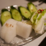 鳥みつ - 漬物盛り合わせ