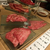 和牛焼肉じろうや 介 wagyu&sake 名古屋駅前本店 - 飛騨牛の階段