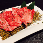 Yakiniku Dainingu Kiwamiya - 