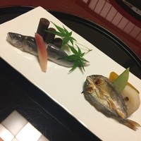 名古屋 浅田 - ■前菜
                鮎姿寿司杭牛蒡茗荷酢取り鮎一夜干し
                赤皮南瓜蓮根つる豆