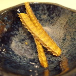 うなぎ処　岡 - 骨せんべい