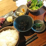 日本のお酒と馬肉料理 うまえびす - 