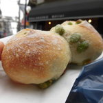 ブーランジェリー メチエ - 枝豆とベーコンのパン