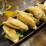 魚虎 - 手羽先唐揚げ 650円