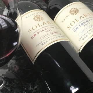曼恩的葡萄酒「Solaris」與鐵板燒相得益彰。