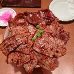 炭焼き豚丼 和とん - 