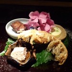 大どころ - ◆前菜盛り合わせ 「マジャクのから揚げ」「鮪の竜田揚げ」「枝豆チーズ」「鯛の肝」など。 どれもツマミに最適。