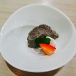 代官山焼肉 kintan - 黒ごまプリン