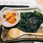 トリュフ蕎麦 わたなべ - チャンジャとクリームチーズの海苔巻き