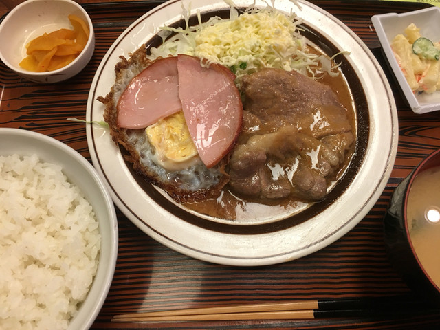 つるかめ食堂>