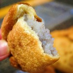 なかとみ - 田芋パイ  中身はこんな感じ