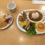 ステーキのどん - お子様ランチ「とん太セット」と追加ポテト