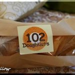 102DOUGHNUTS - 