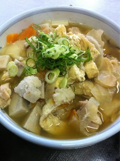 Tanaka - しっぽくうどん　６５０円　たっぷりの野菜をおだし炊いた具が沢山！香川の郷土料理です。