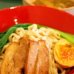 沖縄つけそば  ズーム