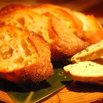 生け簀の銀次 - 蟹味噌バターのバケット