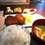 せかんど はうす - 手作りコロッケ定食800円
