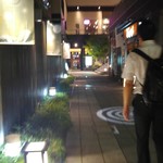 ウェスタン - 「ならら」にむかう通路