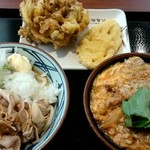 Marugame Seimen - こく旨豚しゃぶ(並)￥620、カツ丼￥490
                天ぷら(鶏ときのこのかき揚げ￥220、れんこん天￥110)