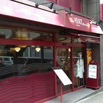 CAFFE VELOCE - お店外観。