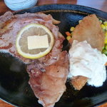 かぼす - リブロースと白身魚フライのランチ（肉の下はポテフラ）