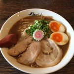 麺や 紡 - 大盛り熟成らー麺+味玉