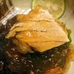 銀座 小十 - 鮑とワカメの酢ゼリーよせ