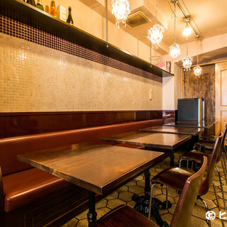 ディナー時はムード溢れる大人の空間。。デートや女子会に最適！